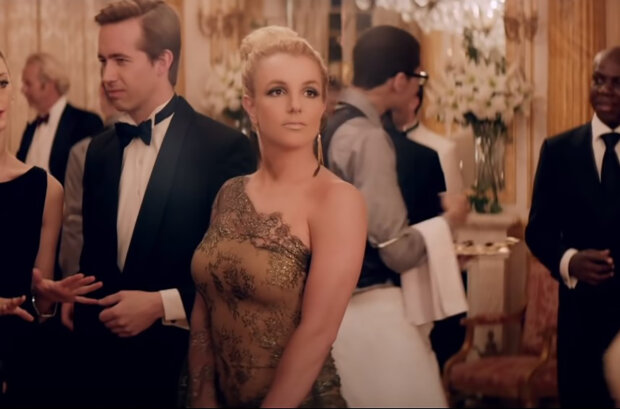 Na prodej je elegantní sídlo, ve kterém žila Britney Spears: jak vypadá luxus se šesti ložnicemi