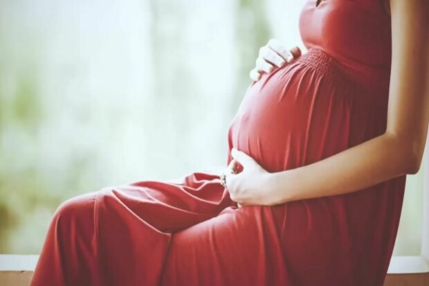 Těhotenské bříško/ ilustrační foto/ Zdroj: YouTube